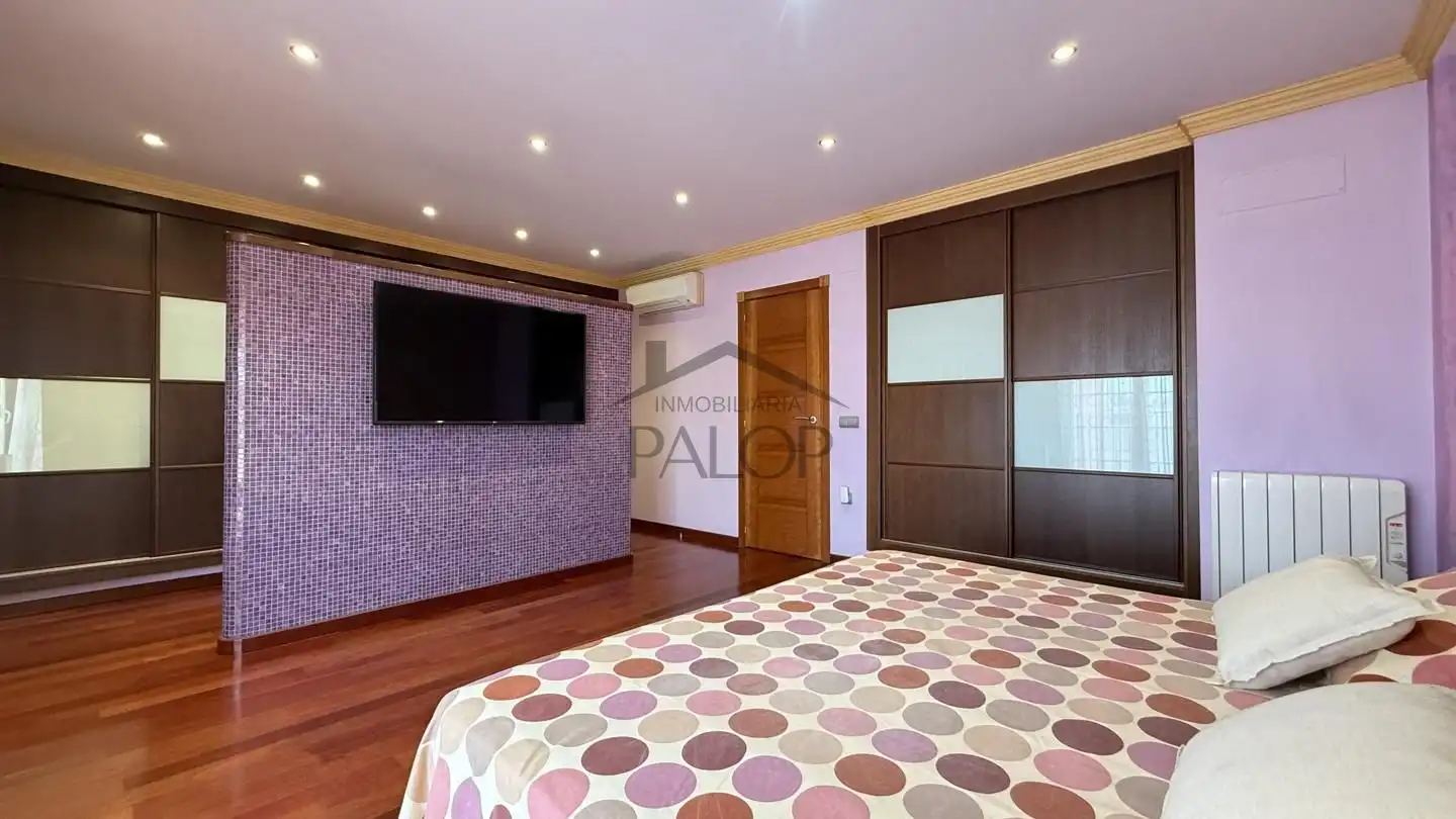 Habitación de Casa adosada en venta en Carcaixent con Aire acondicionado, Calefacción y Terraza
