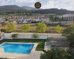 Swimming pool of Duplex for sale in  Jaén Capital  with Air Conditioner and Terrace