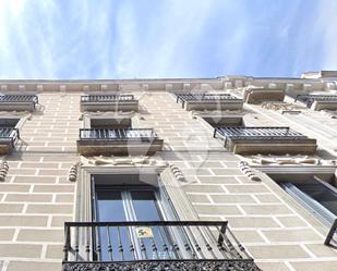 Exterior view of Flat to rent in  Madrid Capital  with Air Conditioner, Heating and Furnished