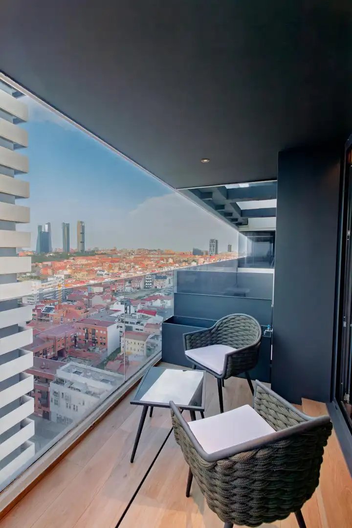 Terraza de Apartamento en venta en Madrid con Calefacción, Jardín privado y Piscina comunitaria