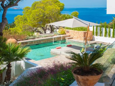 Xalet amb piscina en venda a Cala Vedella-Cala Tarida