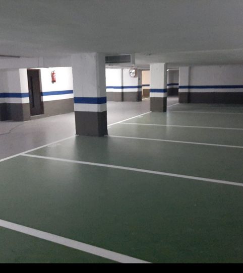 Foto 2 von Garage zur Miete in Calle Oeste, 17, Oeste, Logroño