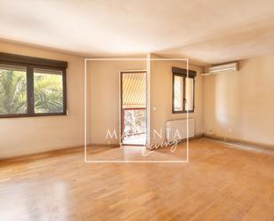 Living room of Flat for sale in Alicante / Alacant  with Air Conditioner, Heating and Parquet flooring