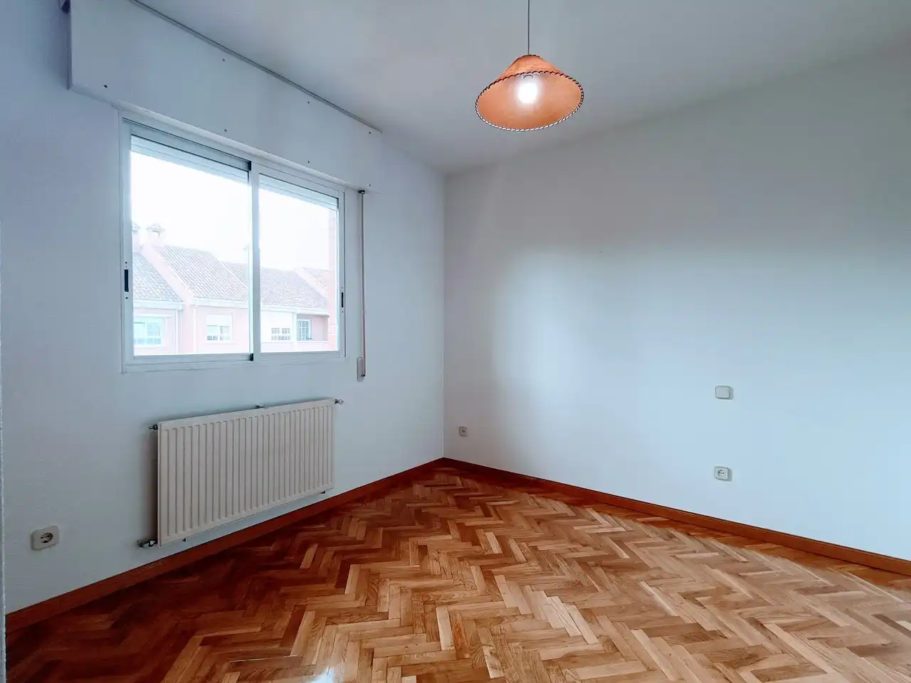 Dormitori de Casa o xalet de lloguer en Villaviciosa de Odón amb Calefacció, Parquet i Forn