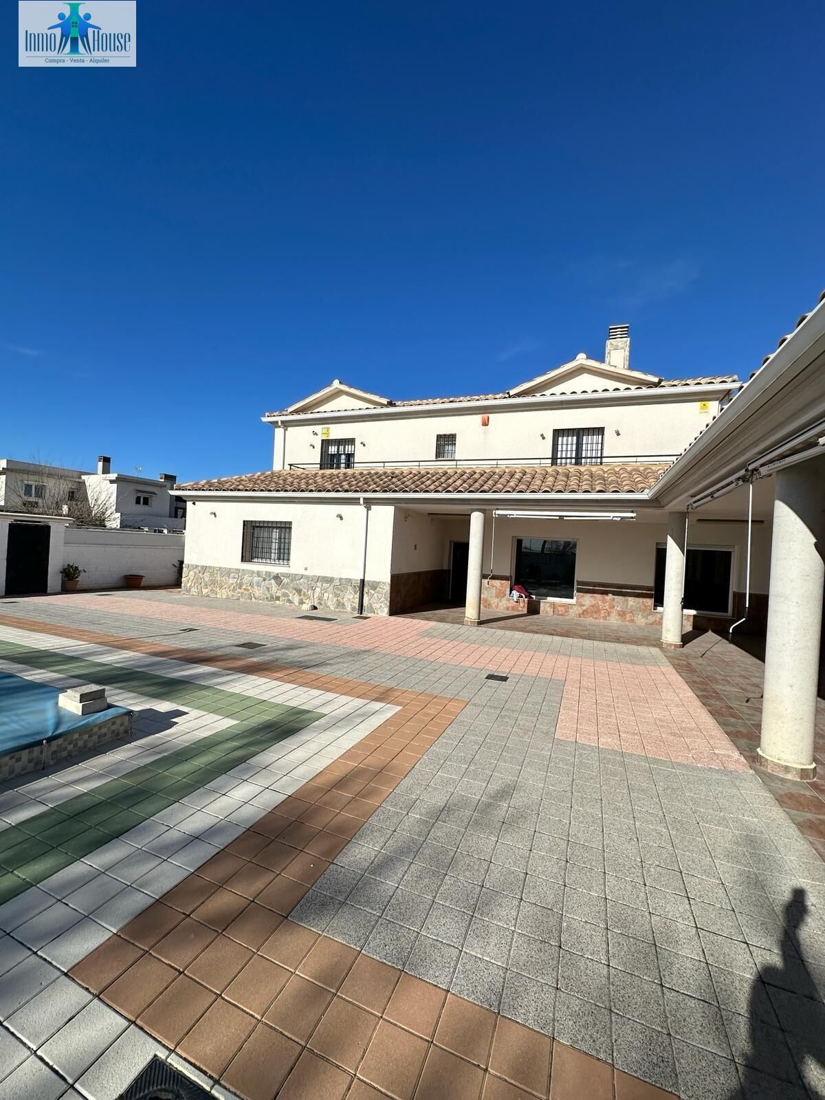 Vista exterior de Casa o xalet en venda en  Albacete Capital amb Aire condicionat, Calefacció i Jardí privat