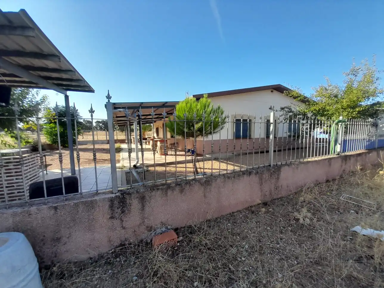 Vista exterior de Finca rústica en venta en Almodóvar del Campo con Aire acondicionado y Calefacción