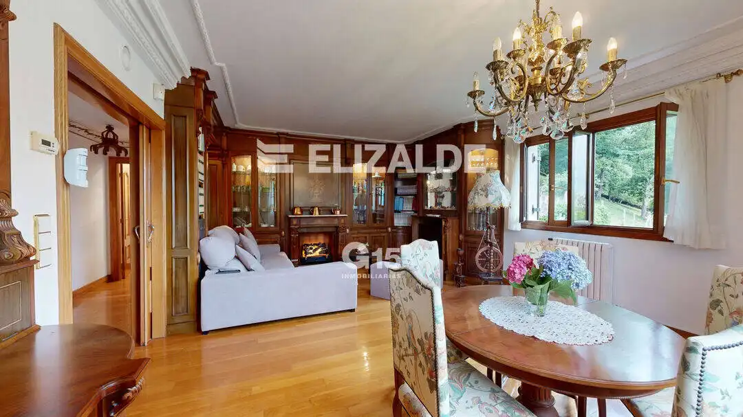 Sala d'estar de Casa o xalet en venda en Hondarribia amb Calefacció, Jardí privat i Terrassa