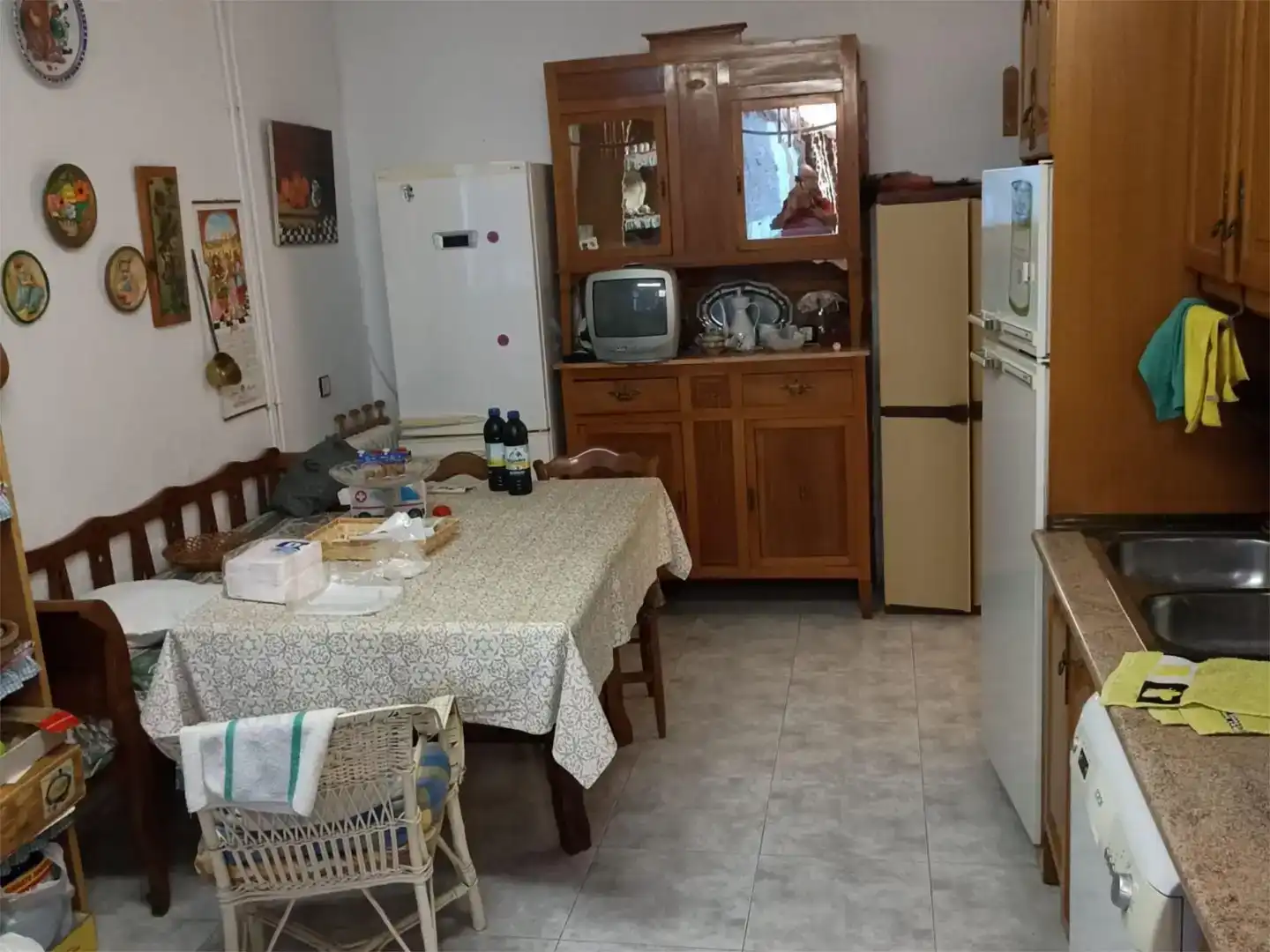 Cocina de Planta baja en venta en Carrión de Calatrava con Trastero y Amueblado