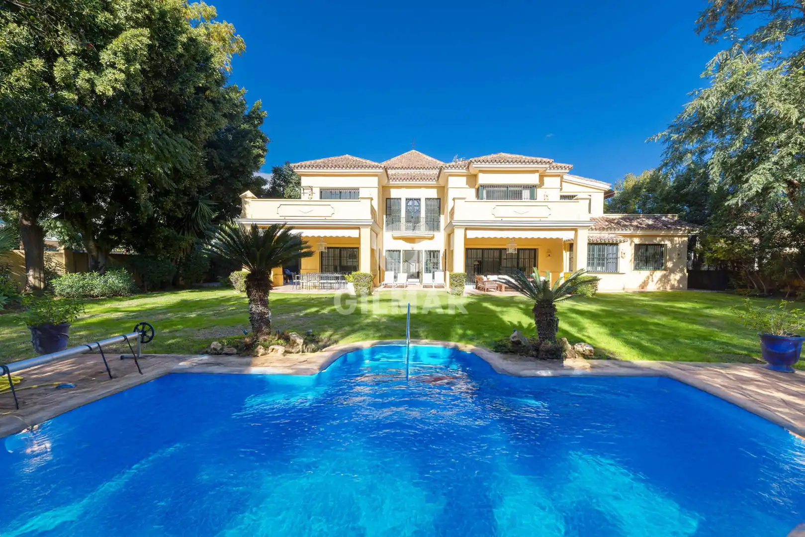 Jardín de Casa o chalet en venta en Estepona con Calefacción, Jardín privado y Piscina