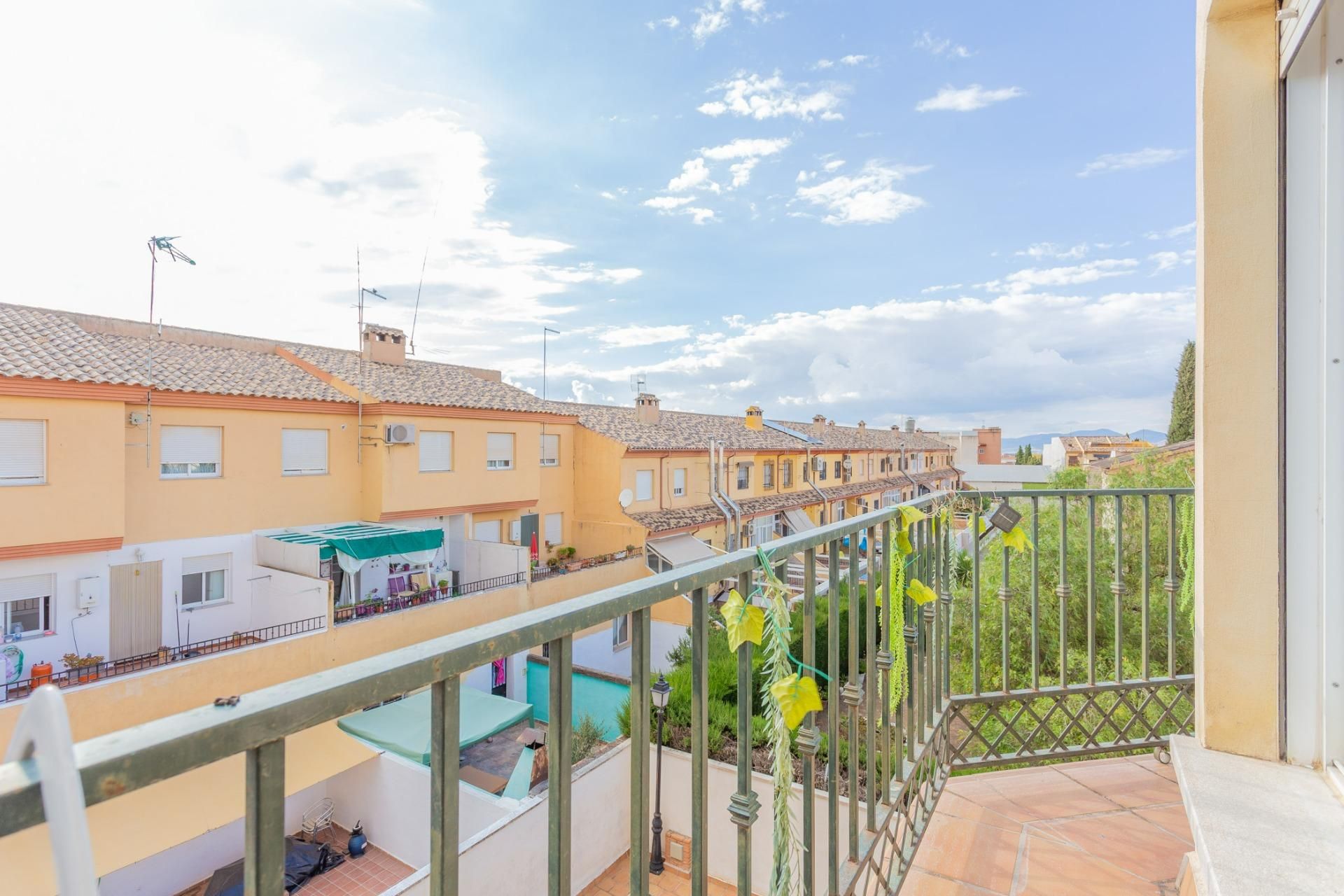 Exterior view of Flat for sale in Las Gabias