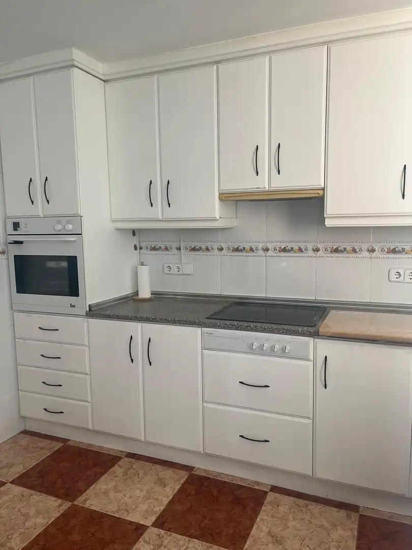 Wohnung mit Balkon zur Miete in Garbinet - Vistahermosa, imagen 12
