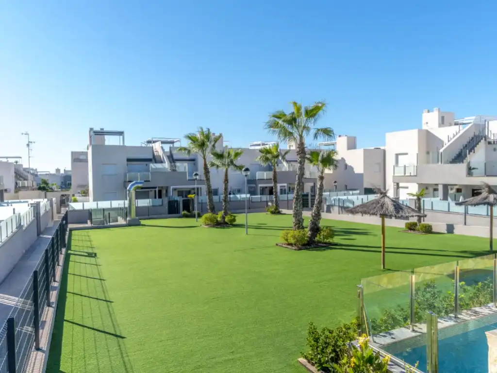 Apartamento con piscina en venta en Calle Gines Saura Sanchez, imagen 33