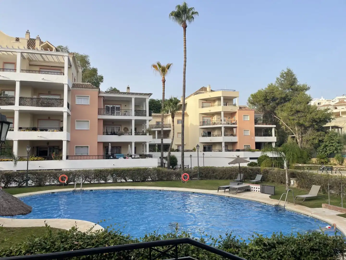 Vista exterior de Apartament de lloguer en Marbella amb Aire condicionat, Calefacció i Terrassa