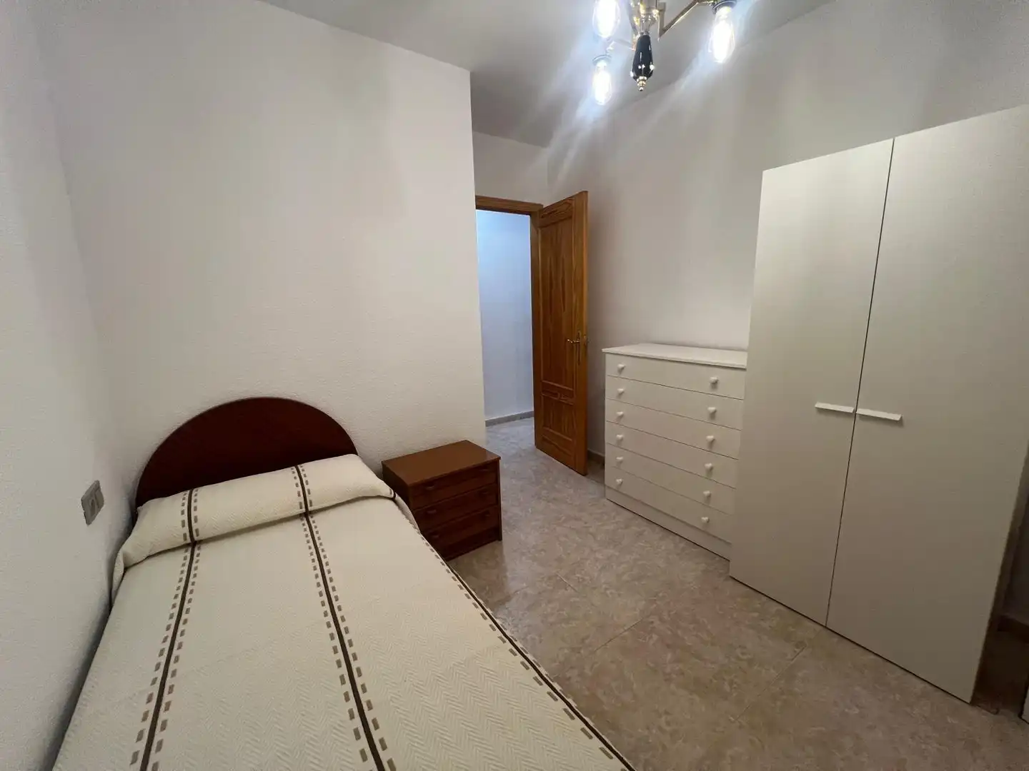 Bedroom of Flat for rent in Plasencia  with Air Conditioner, Terrace and Furnished