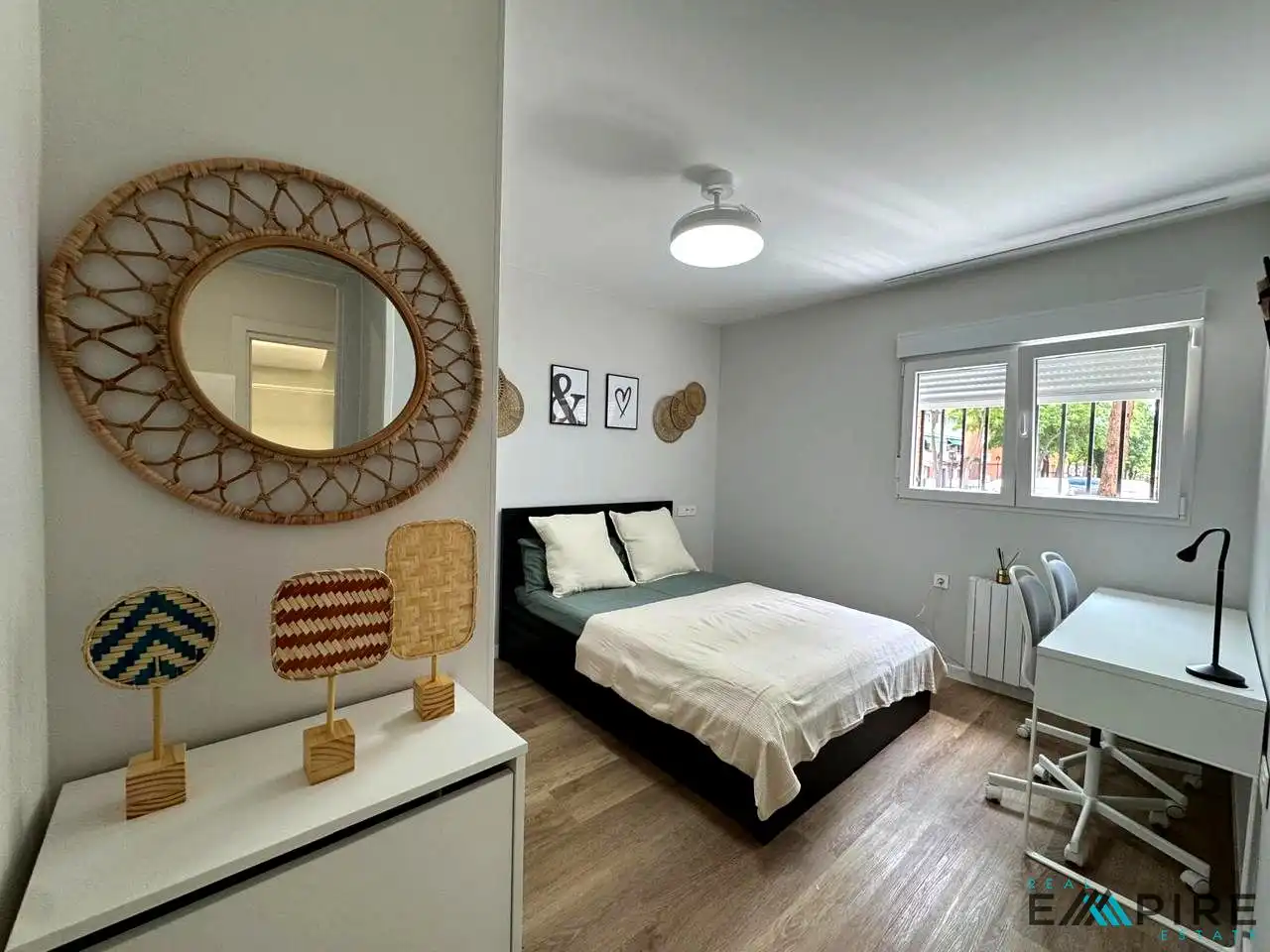 Schlafzimmer von Erdgeschoss zur untervermieten in Fuenlabrada mit Heizung, Möbliert und Internet