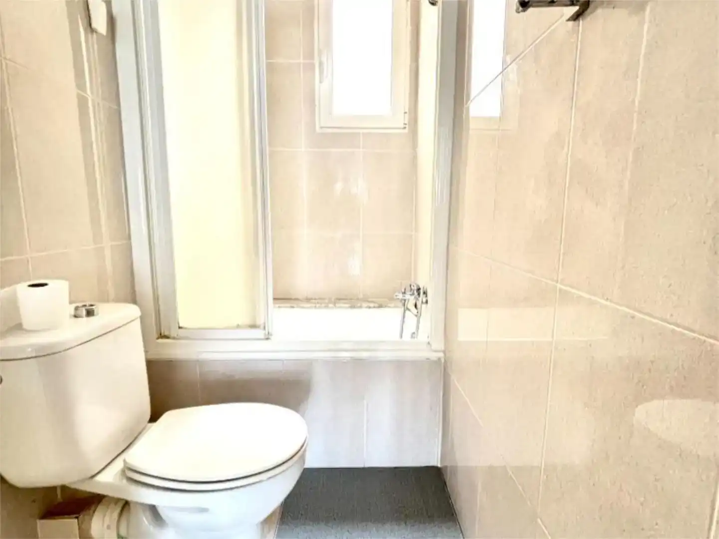 Badezimmer von Wohnung zum Verkauf in Bétera mit Balkon