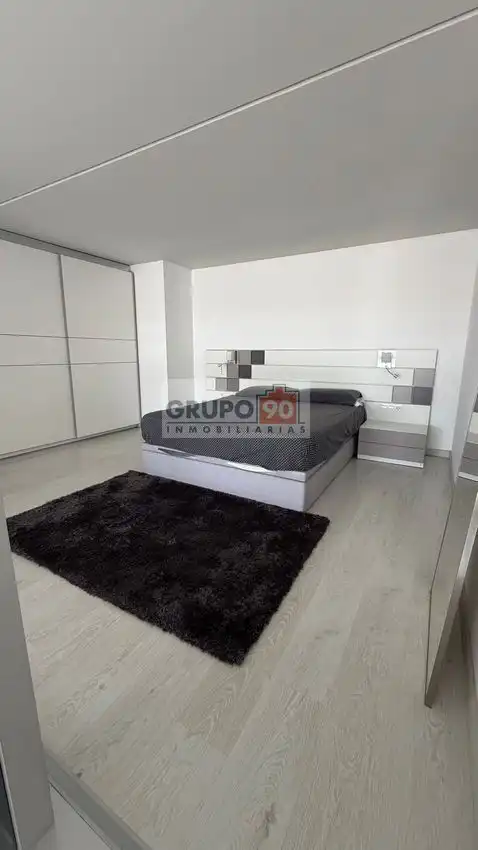 Habitación de Dúplex en venta en Xirivella con Balcón