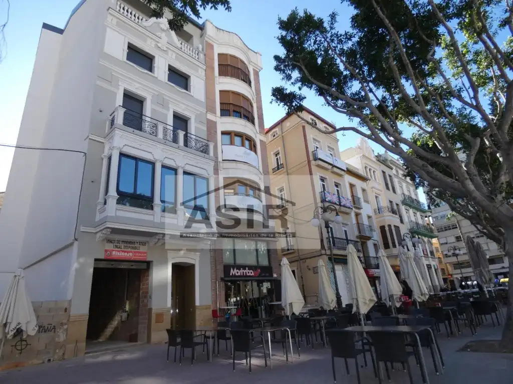 Business premises for sale in Casc Urbà, imagen 15
