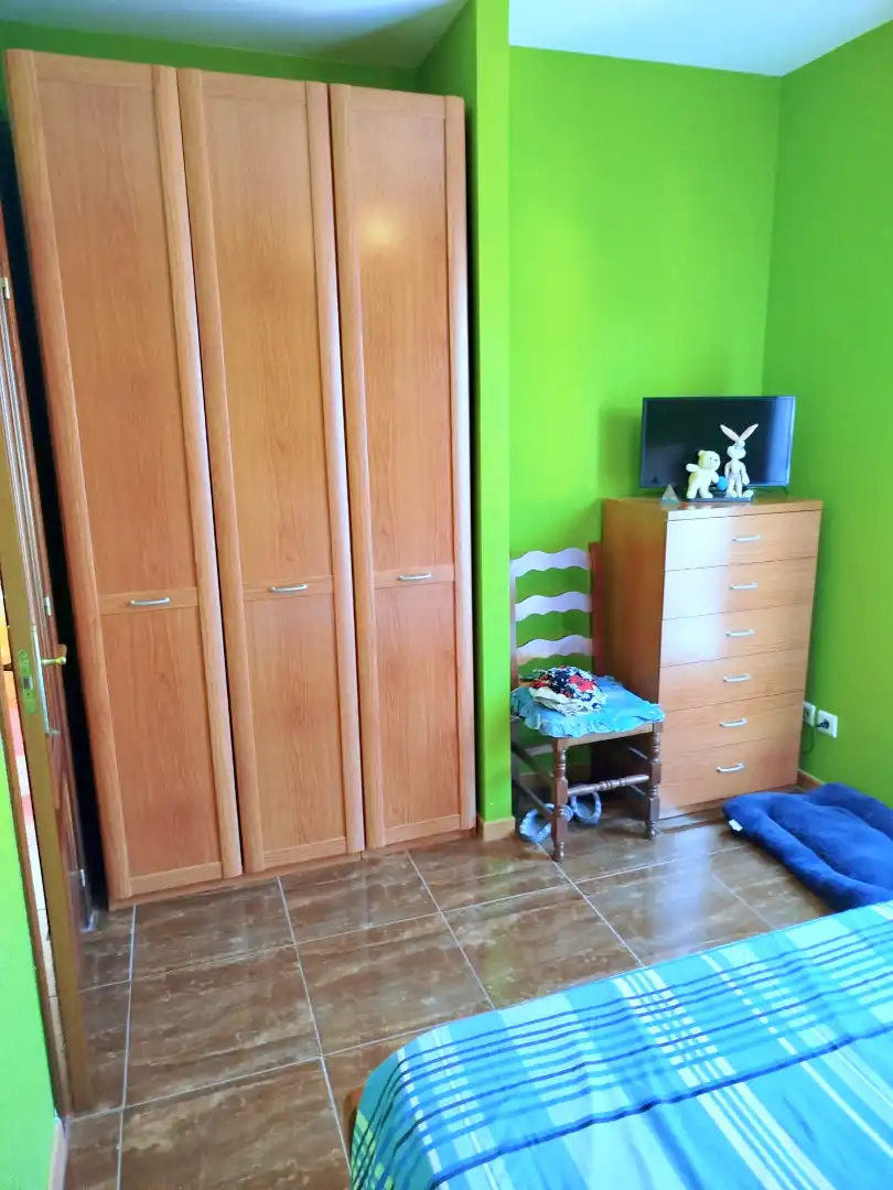 Habitación de Casa o chalet en venta en Castro-Urdiales con Amueblado
