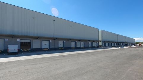 Foto 5 von Fabrikhallen zur Miete in Ctra. N-ii, Km 47, Alovera, Guadalajara