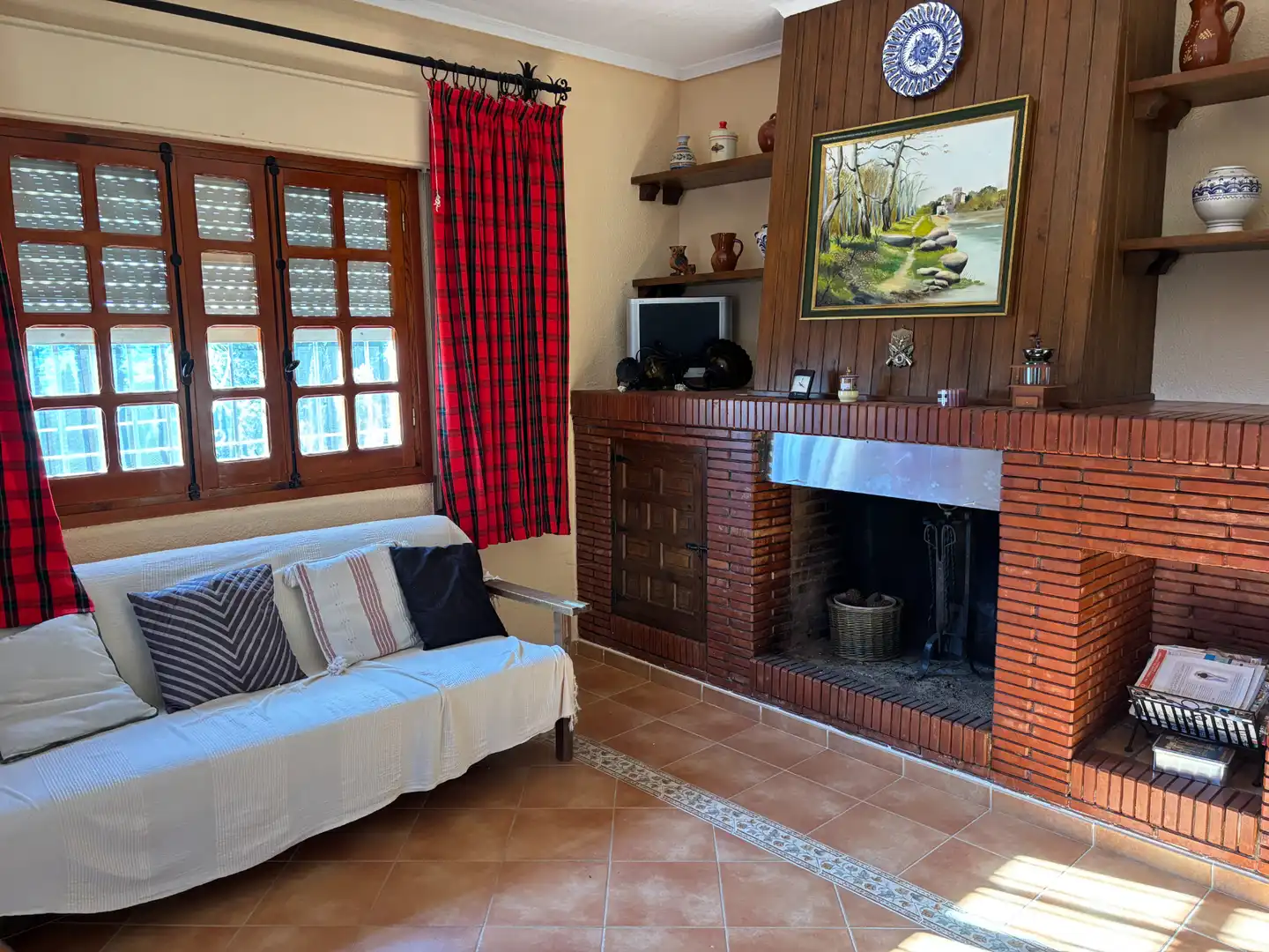 Sala de estar de Finca rústica en venta en Andújar con Aire acondicionado, Terraza y Piscina