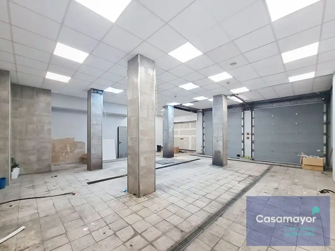 Local comercial de lloguer a Carrer Italia, imagen 3