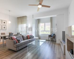 Sala d'estar de Apartament de lloguer en  Valencia Capital amb Aire condicionat, Calefacció i Parquet