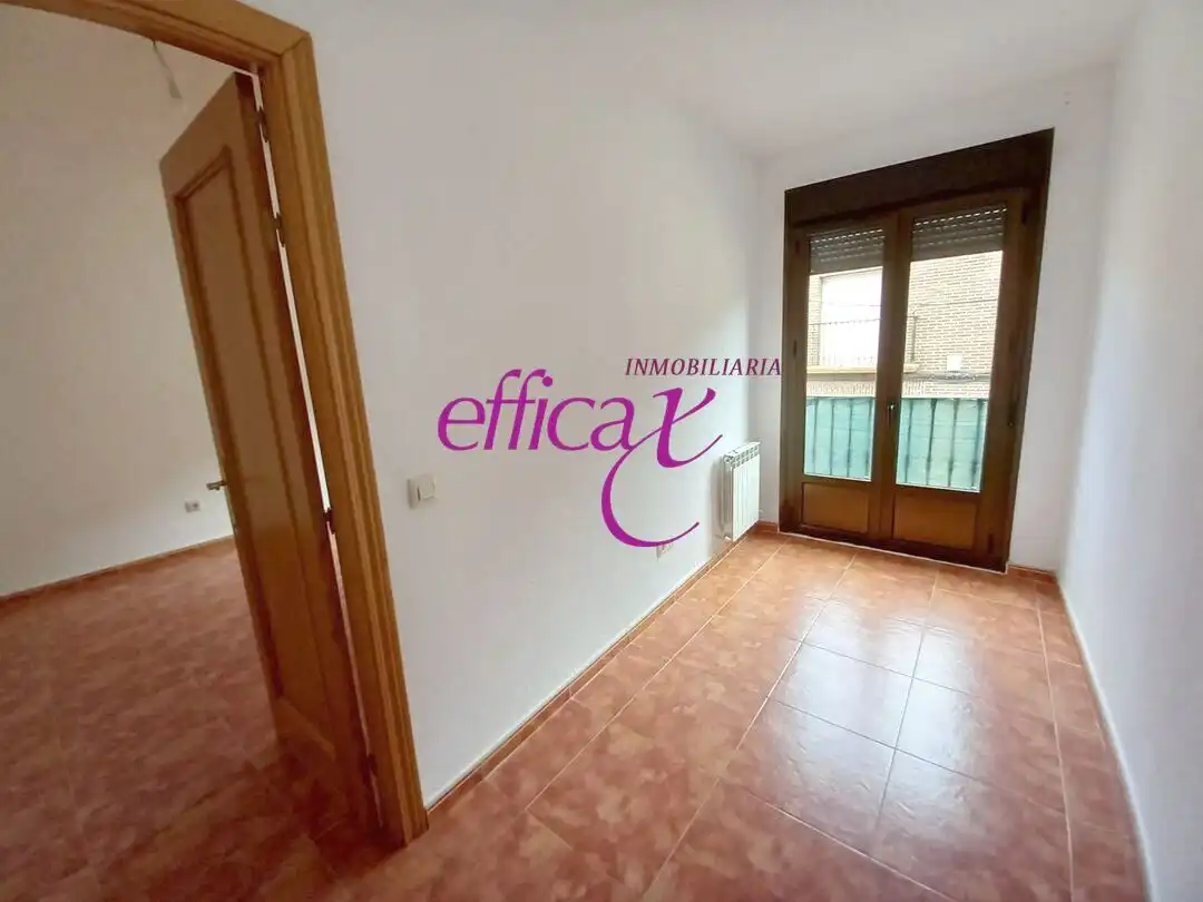 Habitación de Piso en venta en Torrijos con Aire acondicionado y Calefacción