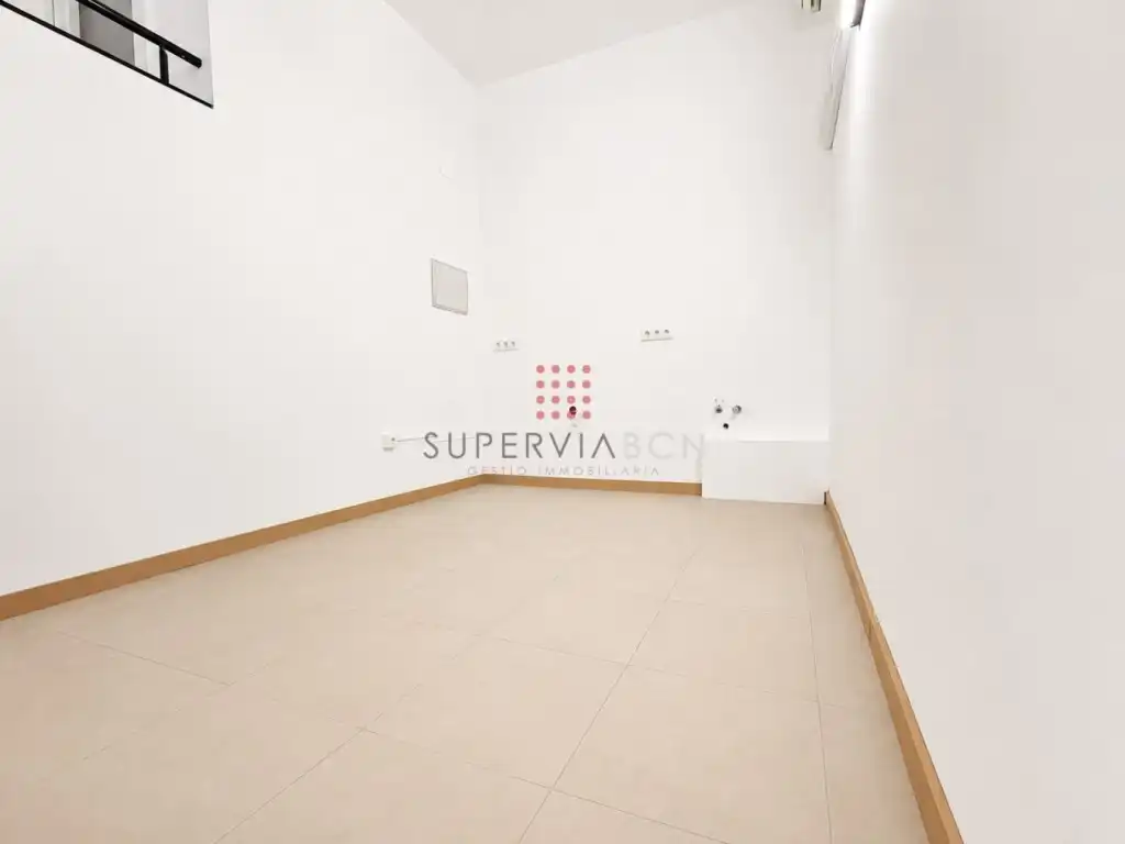 Local comercial en venda a Sant Andreu, imagen 5