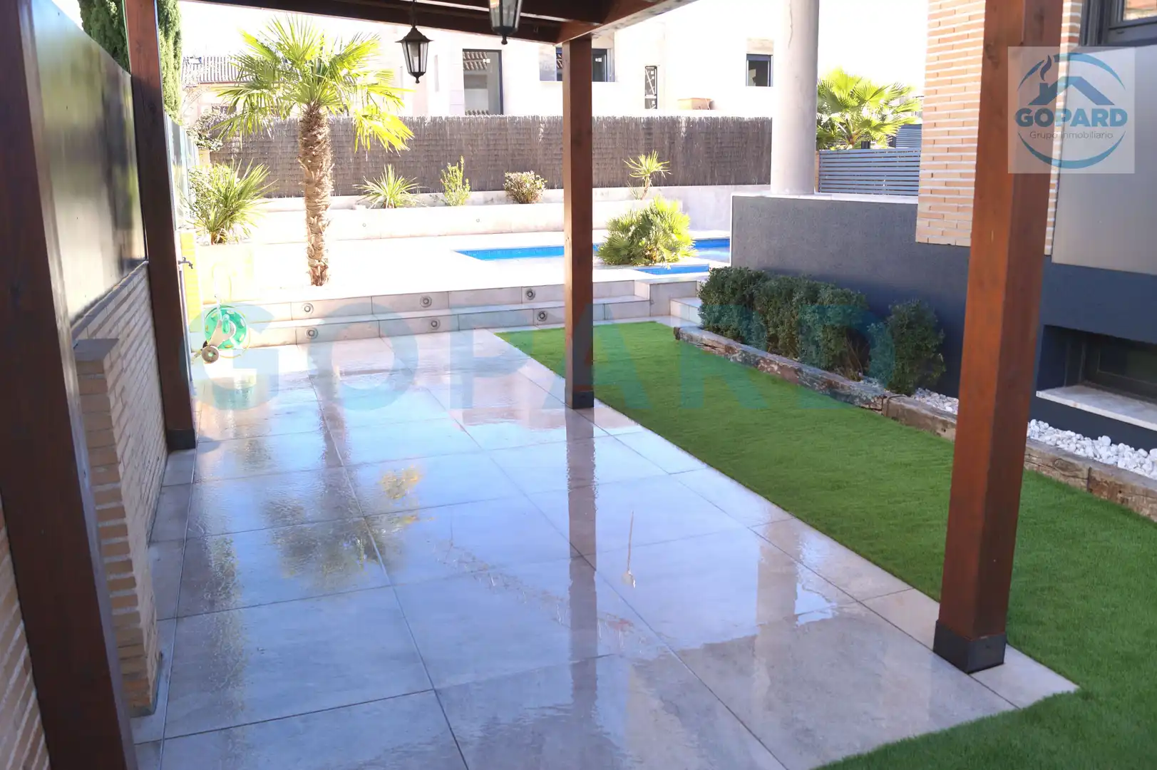 Terraza de Casa adosada de alquiler en Villanueva de la Cañada con Aire acondicionado, Calefacción y Jardín privado