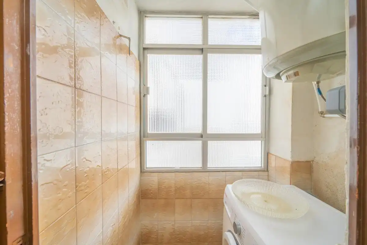 Baño de Piso en venta en Elda con Calefacción, Terraza y Trastero