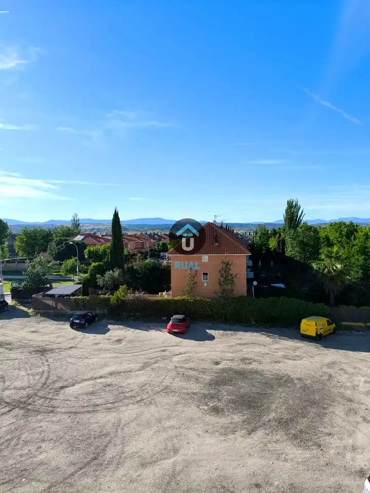 Aparcament de Pis de lloguer en Villanueva de la Cañada amb Aire condicionat, Calefacció i Terrassa