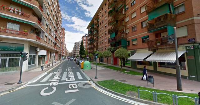 Local comercial en Venta en Logroño - marques de la ensenada en Residencia