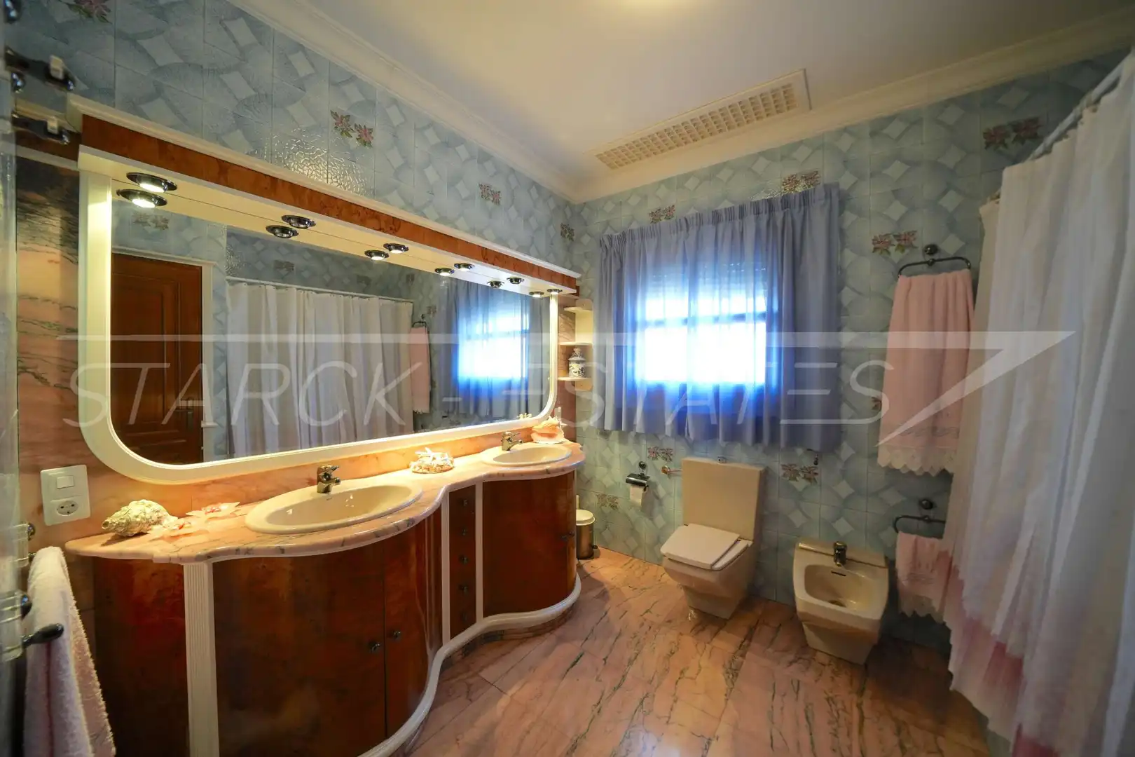 Apartments for sale in Beniarbeig