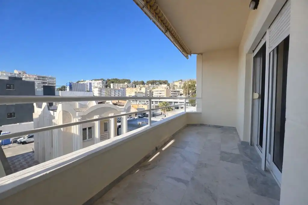 Apartment with pool for sale in Montemar, imagen 3