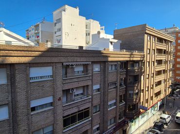 Piso con balcón en venta en Carrer Ferrocarril d'Alcoi