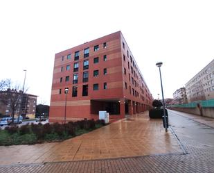 Vista exterior de Pis en venda en Salamanca Capital amb Calefacció, Parquet i Moblat