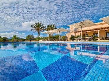 Casa rústica amb piscina en venda a Porto Cristo