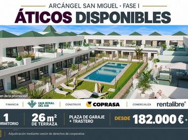 Attico con piscina in vendita a Calle Calle Azufre