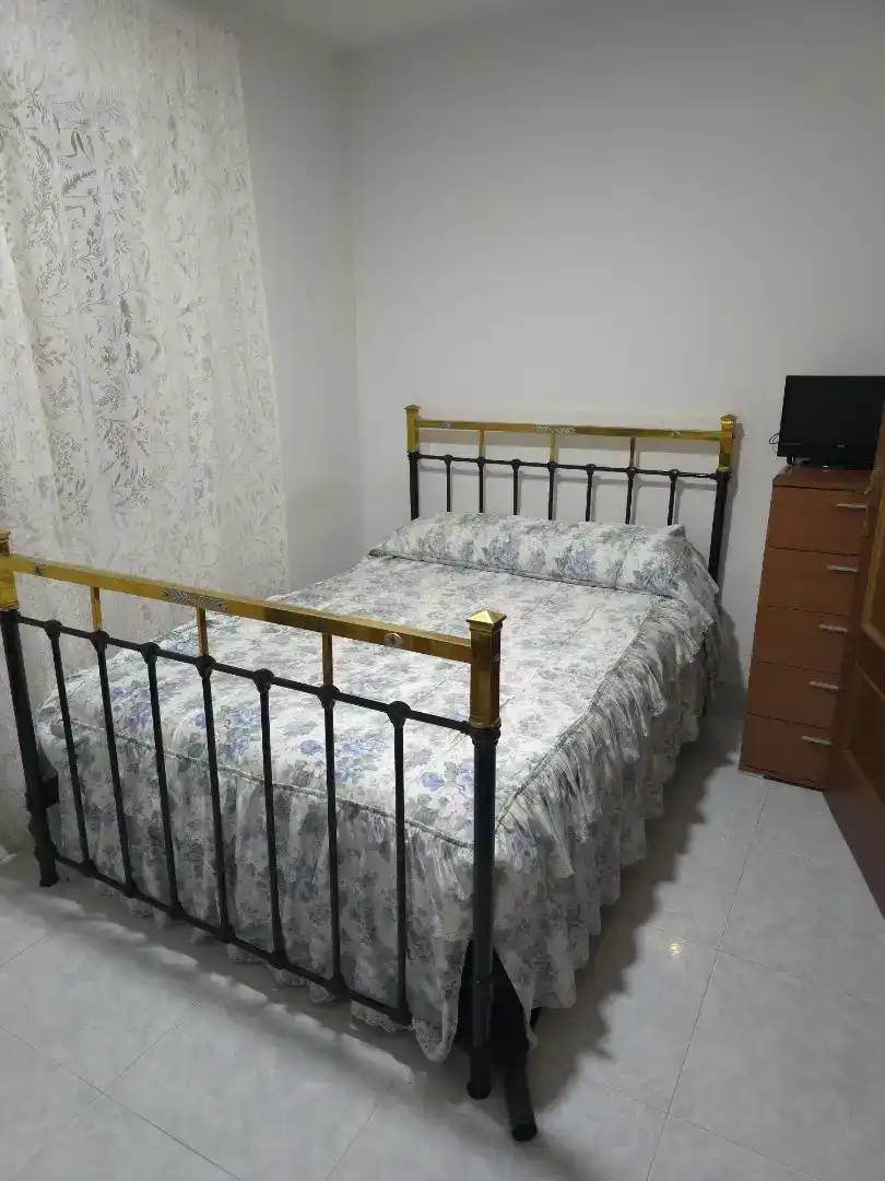 Dormitori de Casa adosada en venda en El Tejado amb Rentadora i Internet