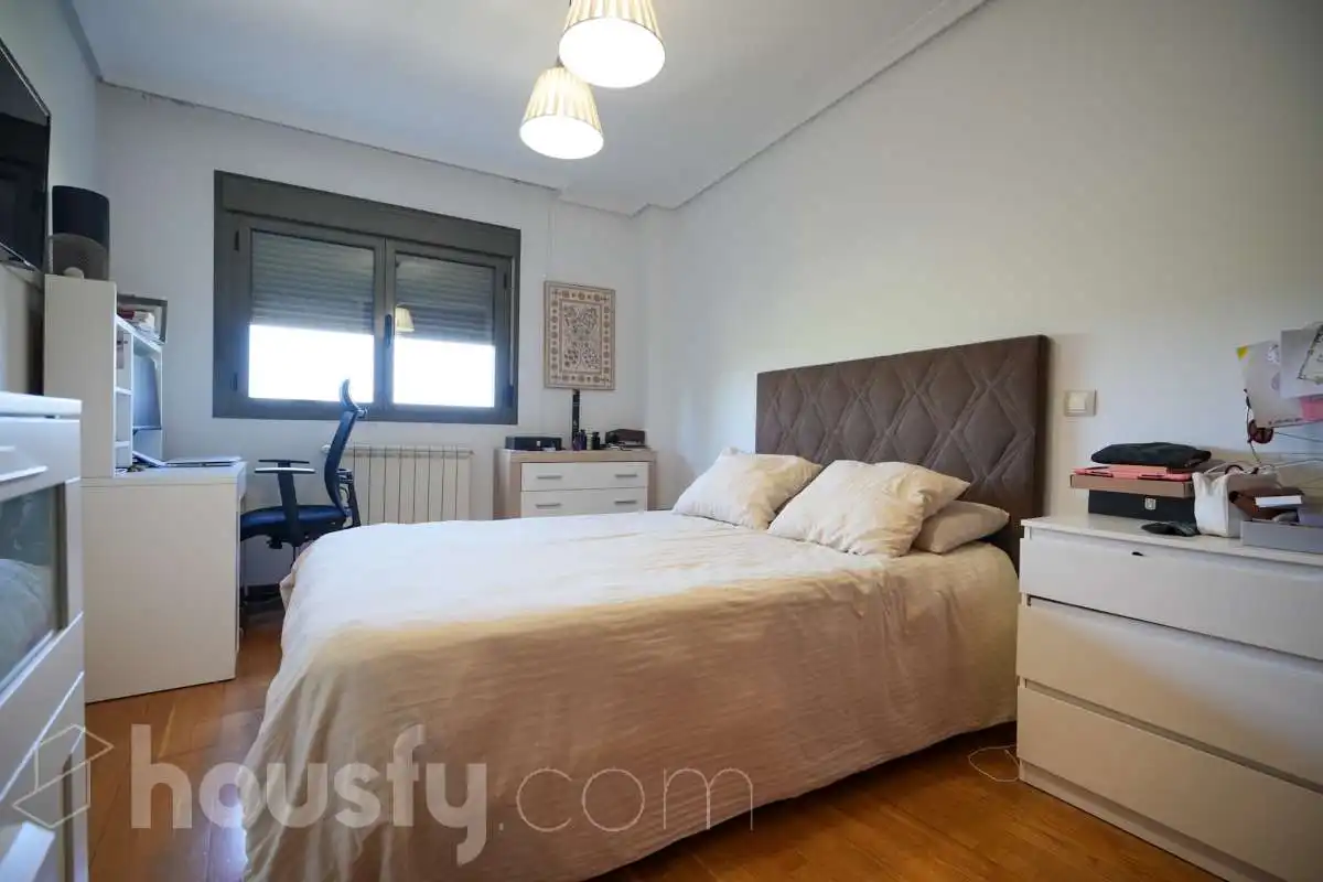 Piso en venta en Av. Isabel de Valois, Sanchinarro