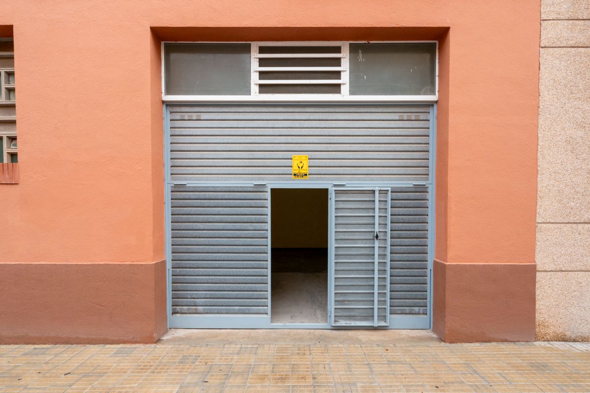 Exterior view of Garage for sale in Tortosa