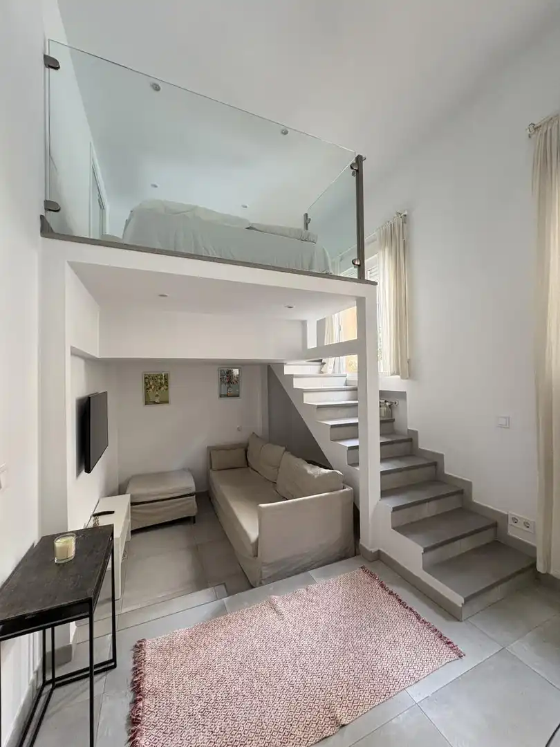 Dormitori de Planta baixa de lloguer en  Madrid Capital amb Aire condicionat, Calefacció i Moblat