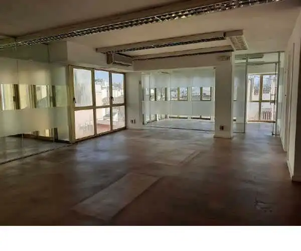 Office space with lift to rent in Ciutat Vella, imagen 2