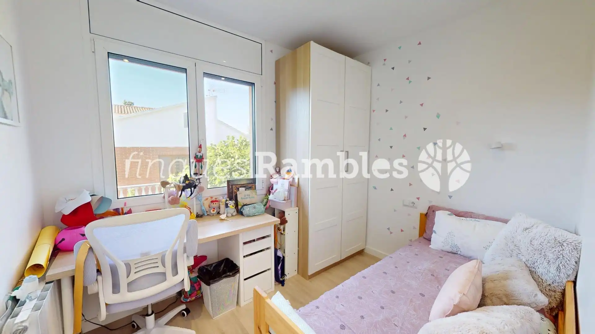 Habitación de Casa o chalet en venta en La Torre de Claramunt con Calefacción, Jardín privado y Parquet