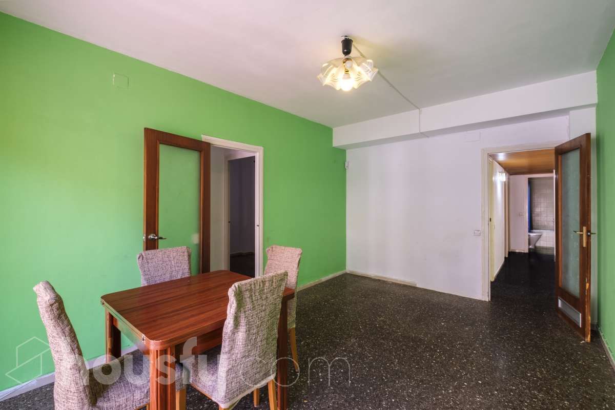 Bedroom of Flat for sale in  Barcelona Capital  with Terrace and Balcony