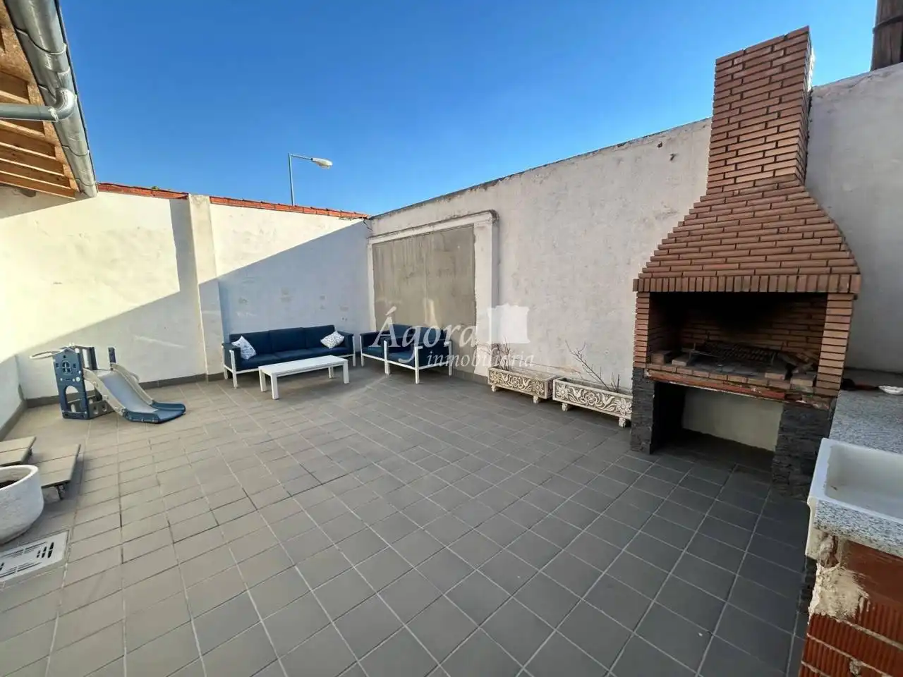 Reihenhaus mit Garten zum Verkauf in Plaza Virgen de Compasco, imagen 12