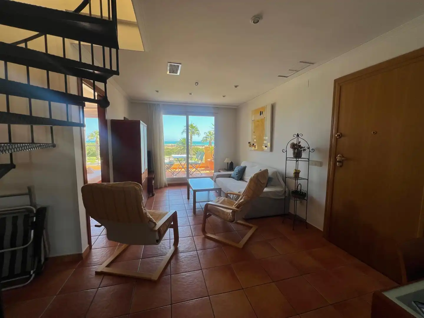 Living room of Attic for rent in Oliva  with Air Conditioner, Terrace and Furnished