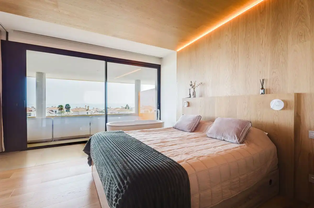 Bedroom of Flat for sale in Fuengirola  with Air Conditioner, Heating and Terrace