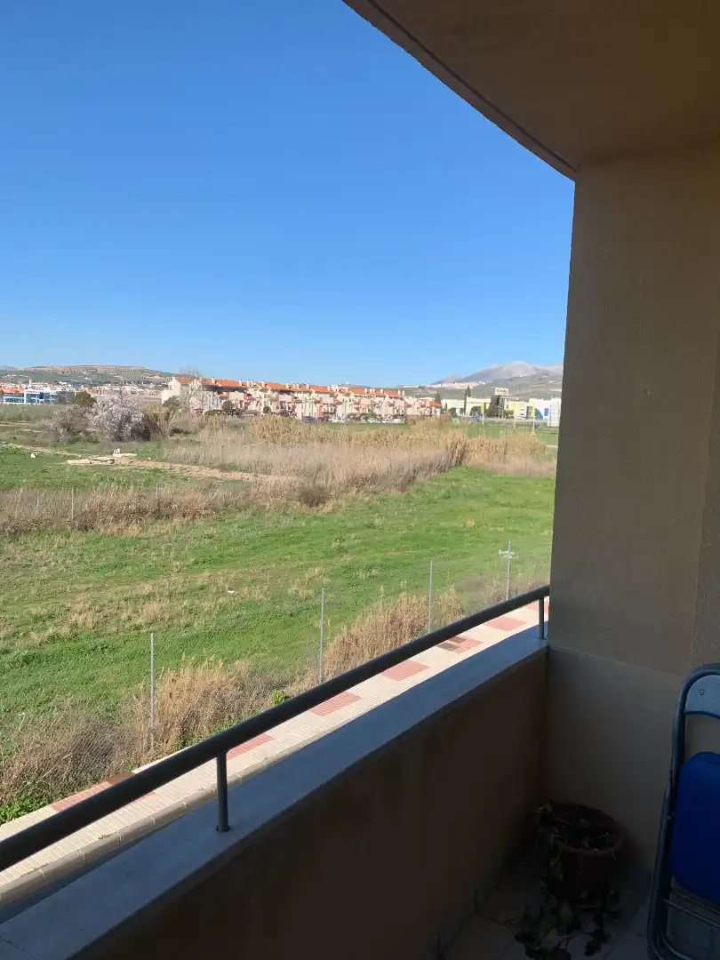 Außenansicht von Wohnungen zum Verkauf in Maracena mit Heizung, Parkett und Terrasse
